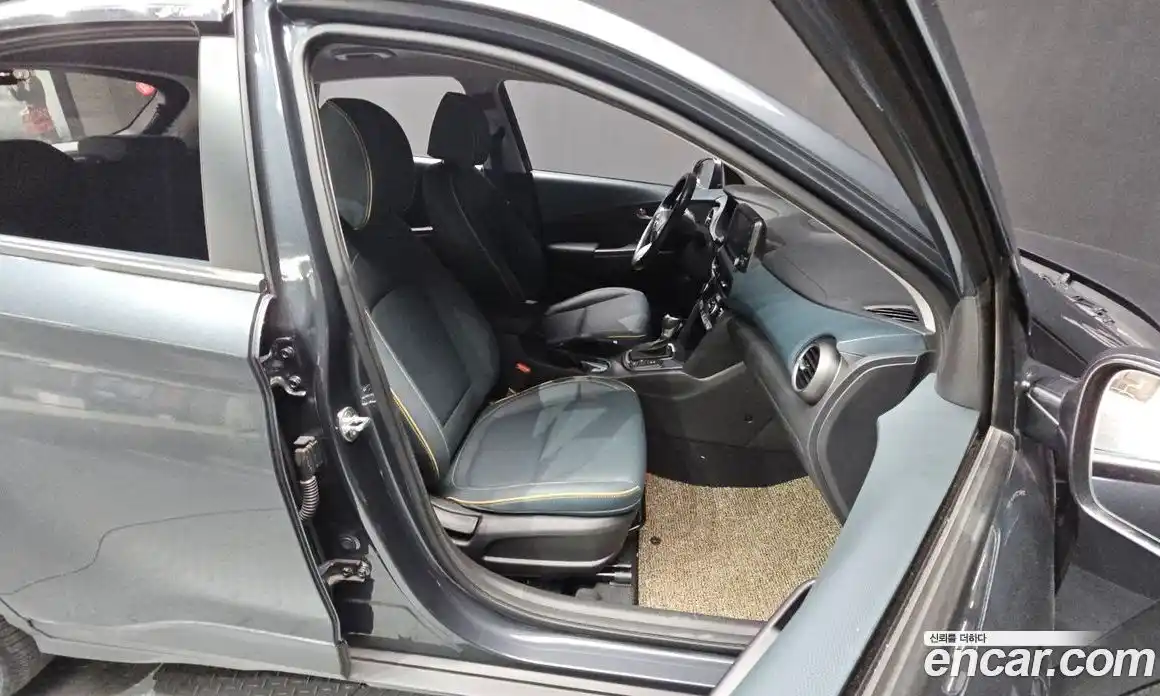 Hyundai Kona 2019 1.6 Автомат в Москве № 449182, фото 11