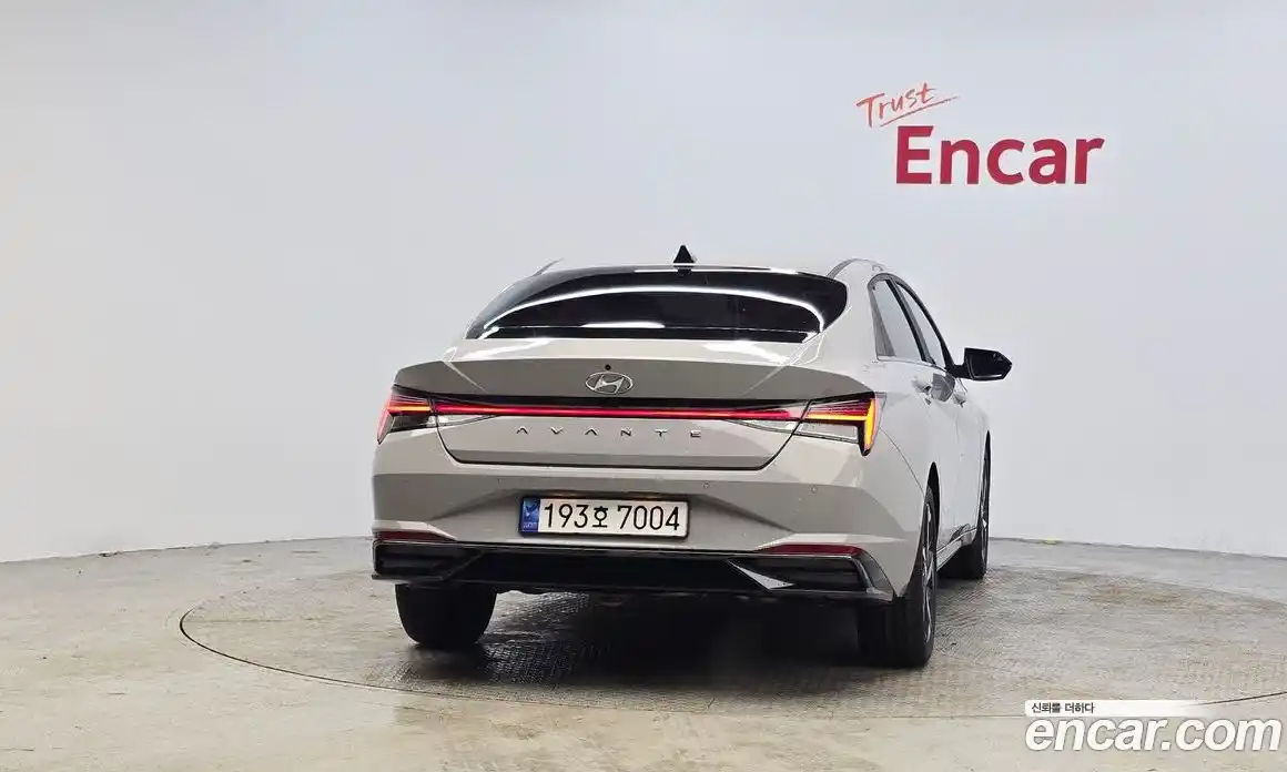 Hyundai Avante 2023 1.6 Автомат в Москве № 449461, фото 4