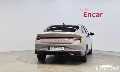 Hyundai Avante 2023 1.6 Автомат в Москве № 449461, миниатюра 4