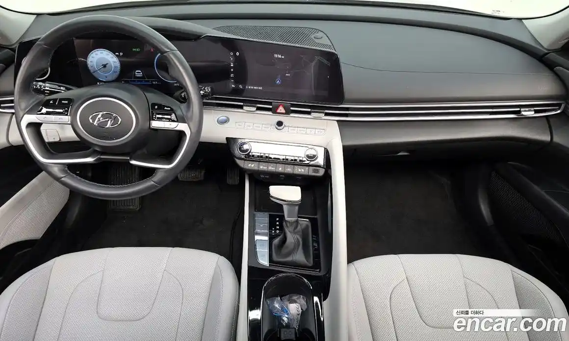 Hyundai Avante 2023 1.6 Автомат в Москве № 449461, фото 7