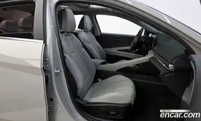 Hyundai Avante 2023 1.6 Автомат в Москве № 449461, миниатюра 10