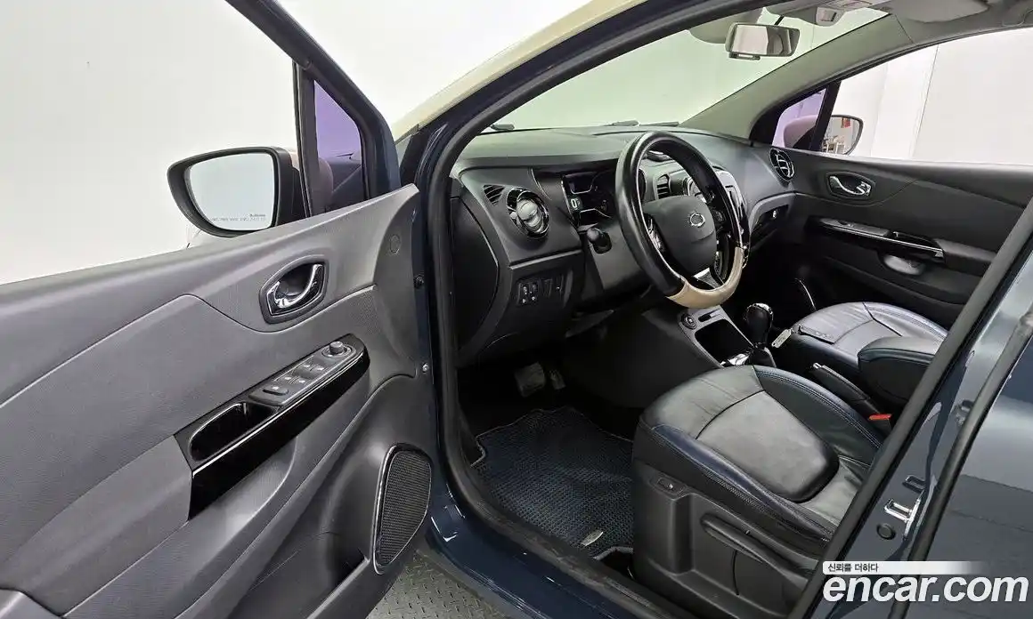 Renault QM3 2015 1.5 Автомат в Москве № 456007, фото 11