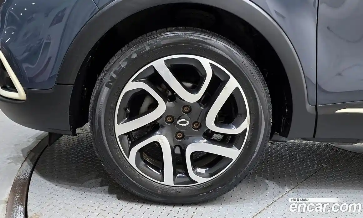 Renault QM3 2015 1.5 Автомат в Москве № 456007, фото 5