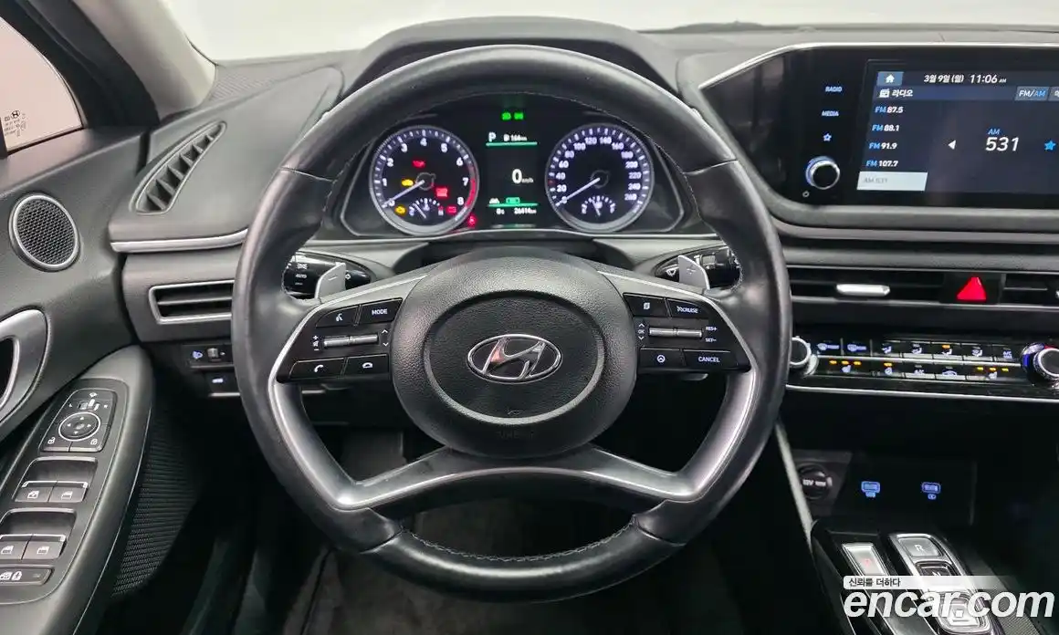 Hyundai Sonata 2022 2.0 Автомат в Москве № 458120, фото 13