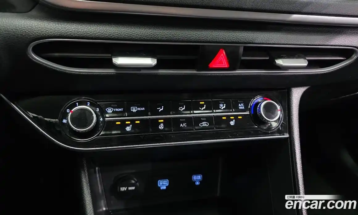 Hyundai Sonata 2022 2.0 Автомат в Москве № 458120, фото 17