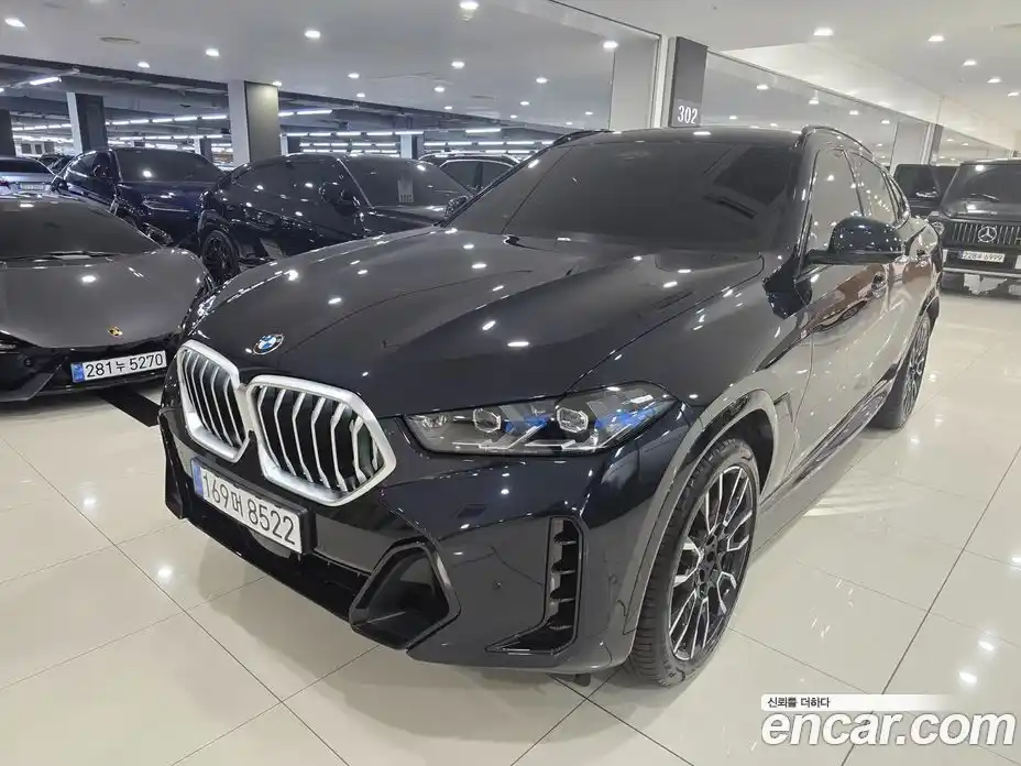 BMW X6 2025 3.0 Автомат в Москве № 463454, фото 1