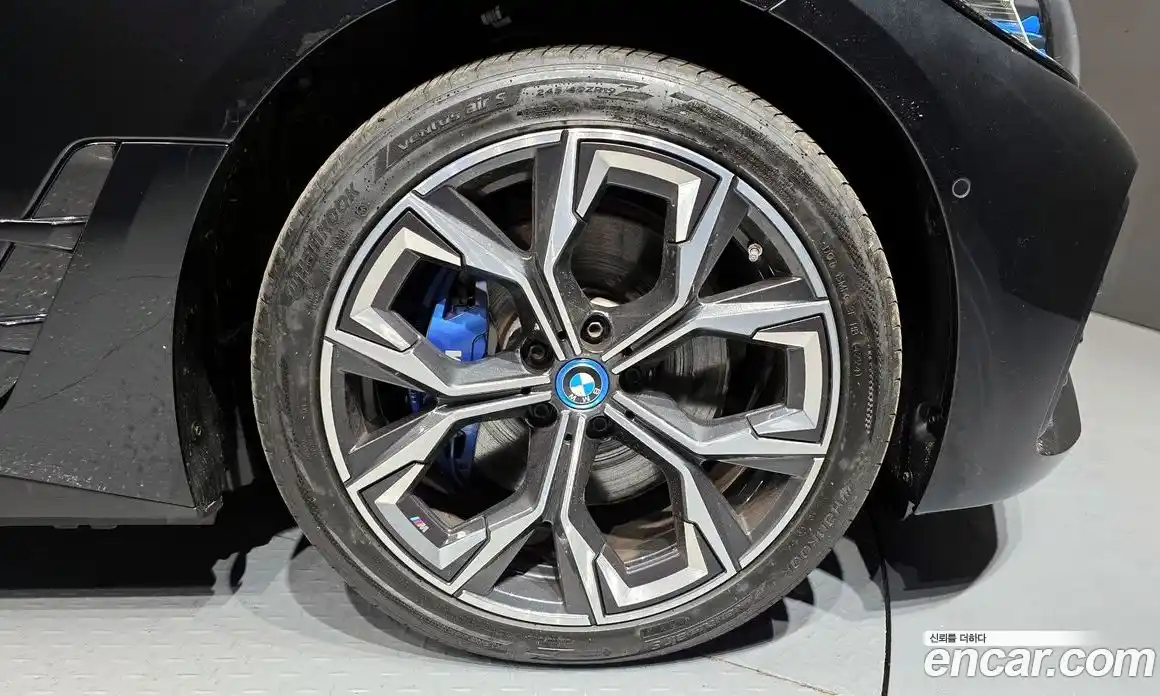 BMW i4 2023 0.2 Автомат в Москве № 465376, фото 5