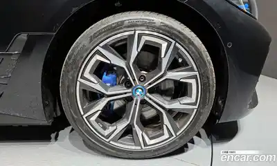 BMW i4 2023 0.2 Автомат в Москве № 465376, миниатюра 5