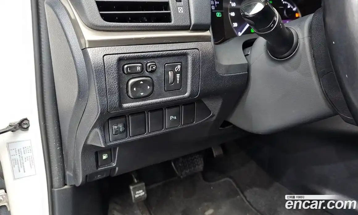 Lexus CT200h 2016 1.8 Автомат в Москве № 466114, фото 14