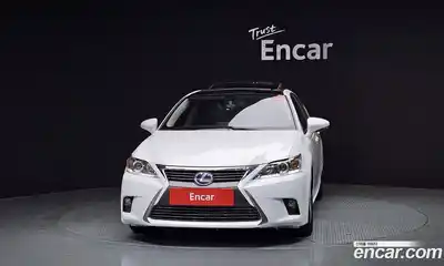 Lexus CT200h 2016 1.8 Автомат в Москве № 466114, миниатюра 3