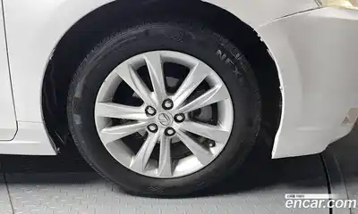 Lexus CT200h 2016 1.8 Автомат в Москве № 466114, миниатюра 5