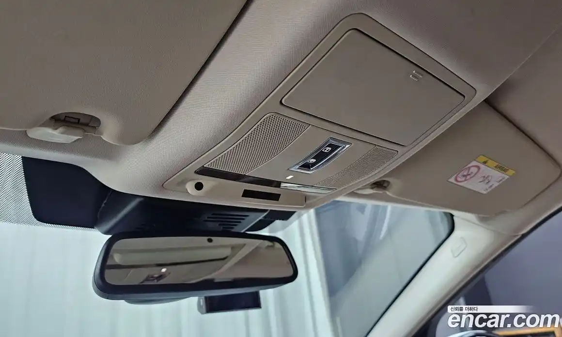 Land Rover Discovery Sport 2016 2.0 Автомат в Москве № 471480, фото 17