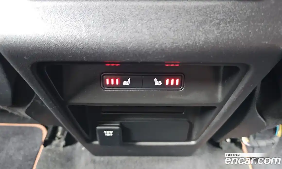 Land Rover Discovery Sport 2016 2.0 Автомат в Москве № 471480, фото 18