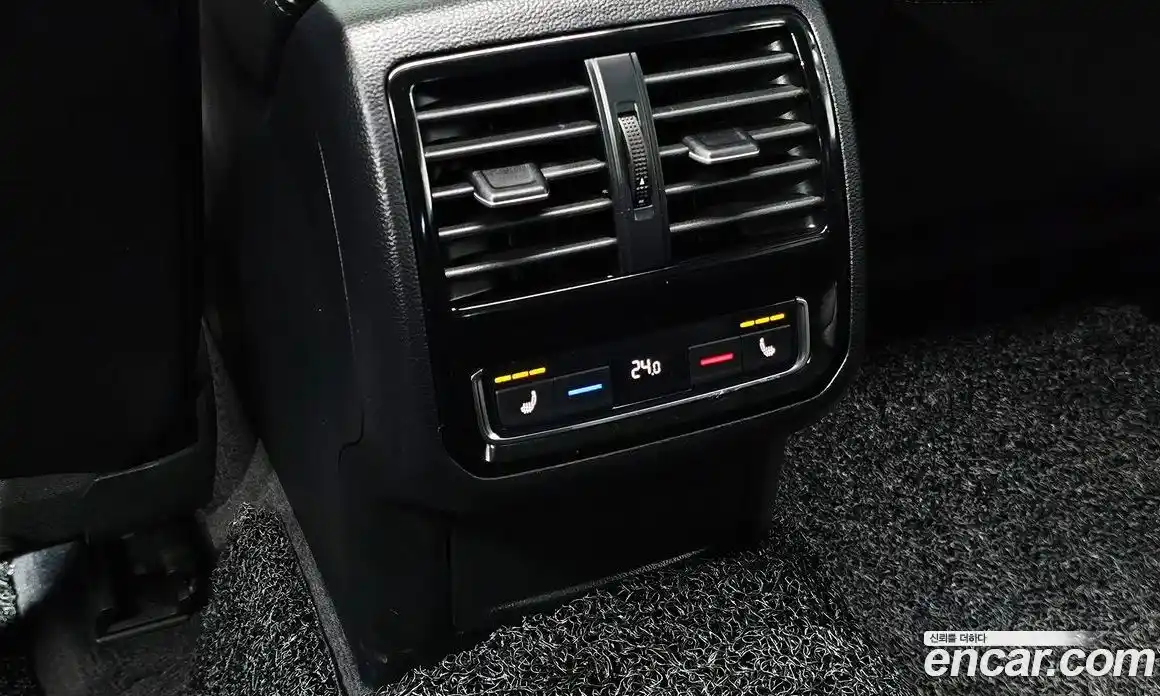 Volkswagen Arteon 2018 2.0 Автомат в Москве № 472290, фото 17