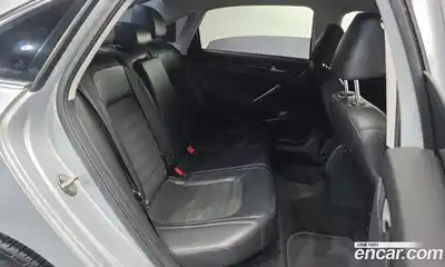 Volkswagen Passat 2015 2.0 Автомат в Москве № 472299, миниатюра 12