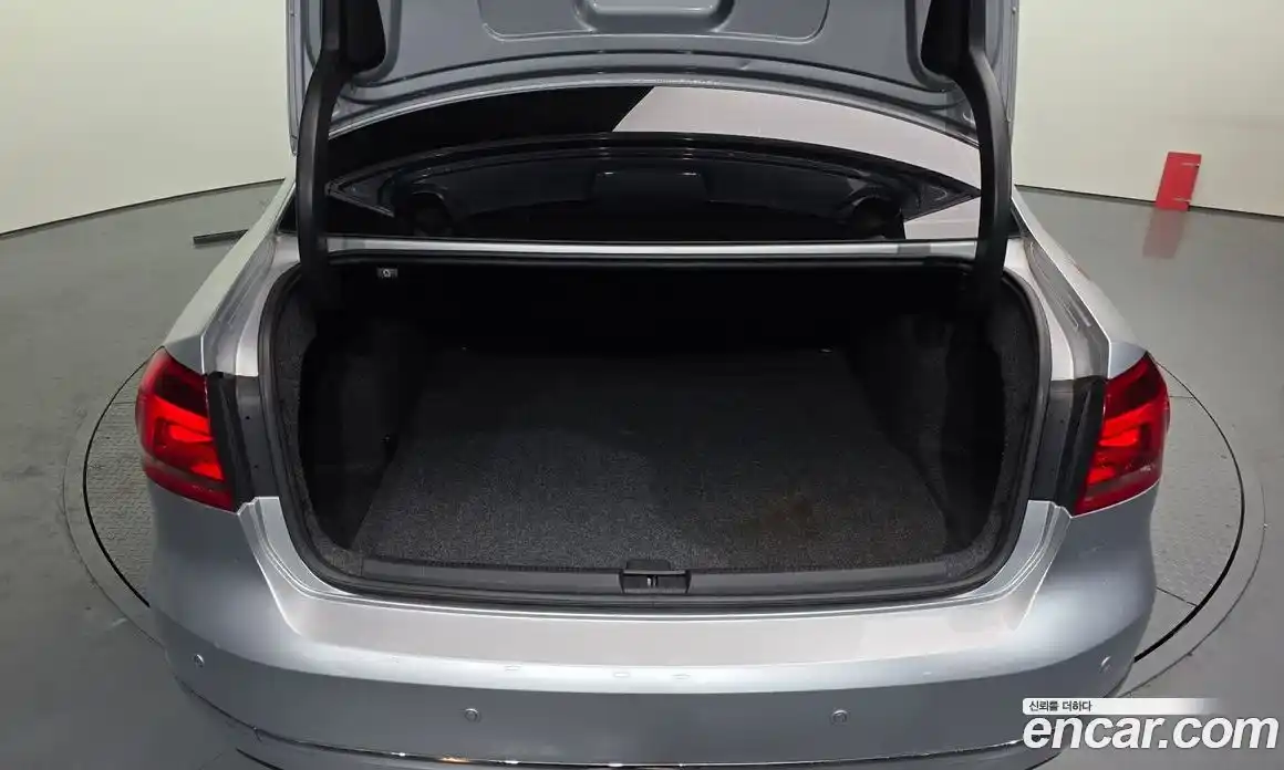 Volkswagen Passat 2015 2.0 Автомат в Москве № 472299, фото 20