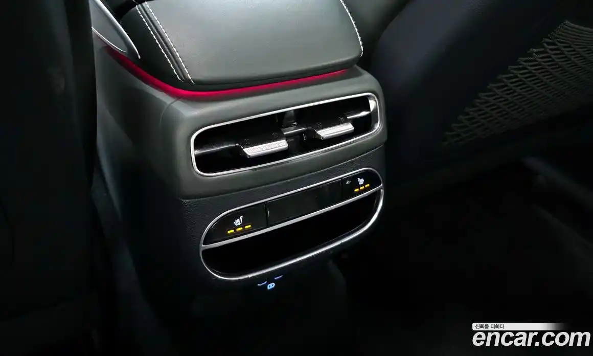 Genesis GV70 2022 0.1 Автомат в Москве № 58240, фото 6