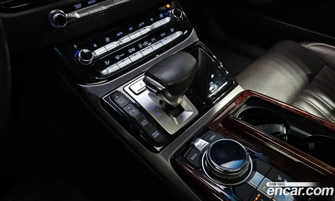 Genesis EQ900 2016 5.0 Автомат в Москве № 76203, фото 5