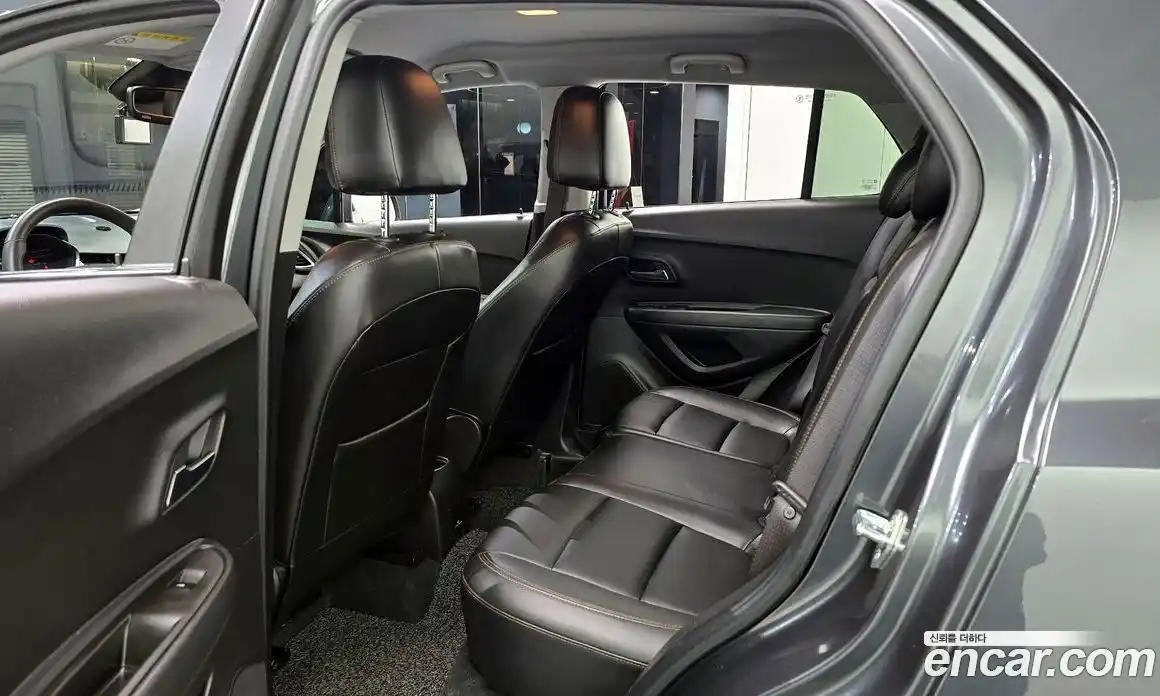 Chevrolet Trax 2017 1.6 Автомат в Москве № 81129, фото 13