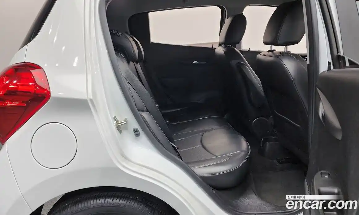 Chevrolet Spark 2018 1.0 Автомат в Москве № 84046, фото 7