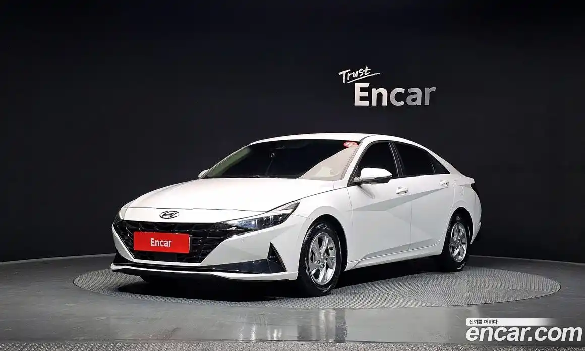 Hyundai Avante 2021 1.6 Автомат в Москве № 8704, фото 1