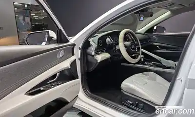 Hyundai Avante 2021 1.6 Автомат в Москве № 8704, миниатюра 11