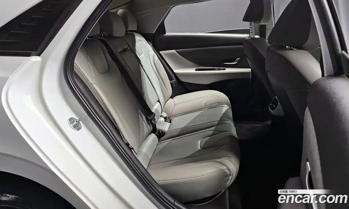 Hyundai Avante 2021 1.6 Автомат в Москве № 8704, фото 12