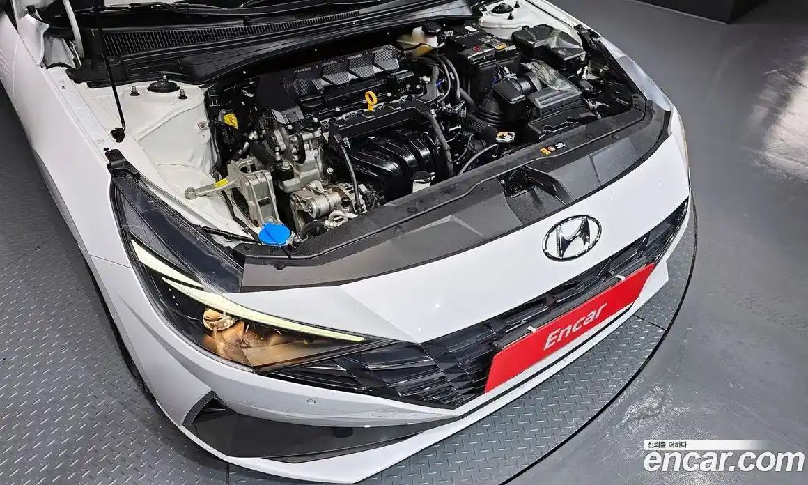 Hyundai Avante 2021 1.6 Автомат в Москве № 8704, фото 6