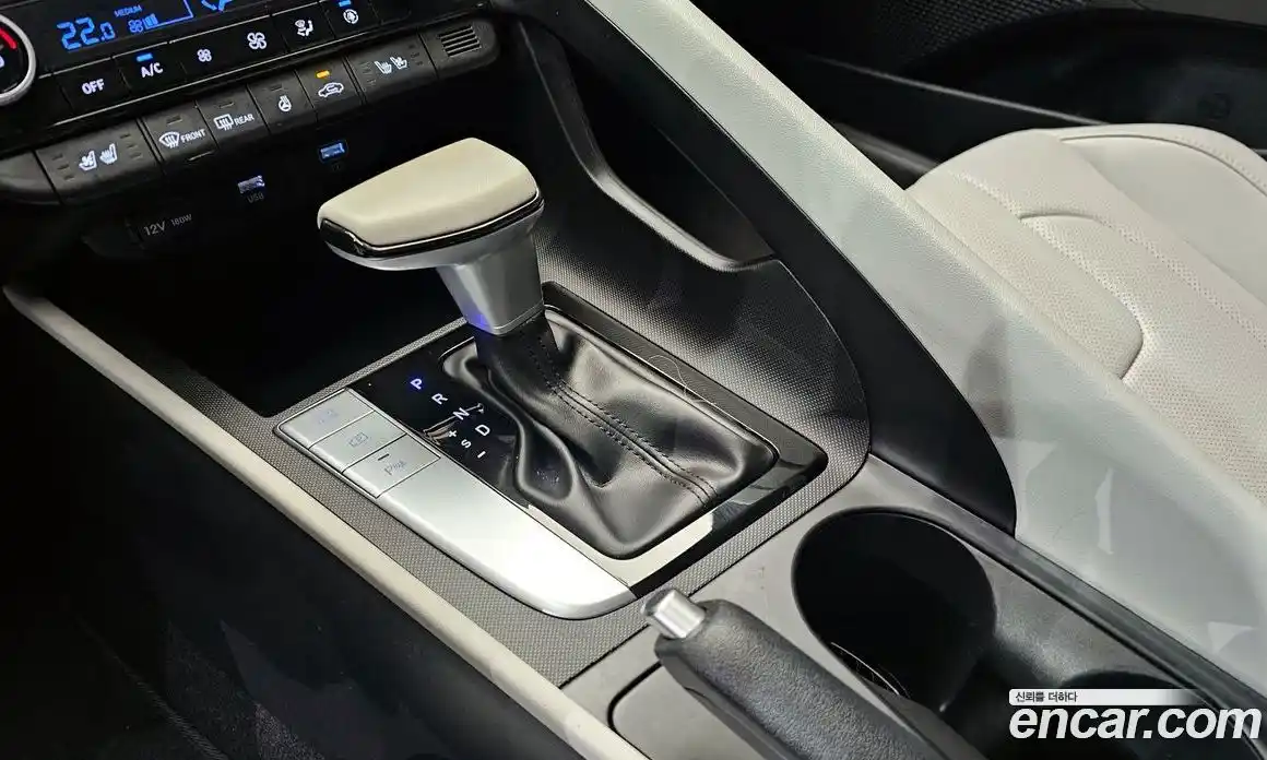 Hyundai Avante 2021 1.6 Автомат в Москве № 8704, фото 9