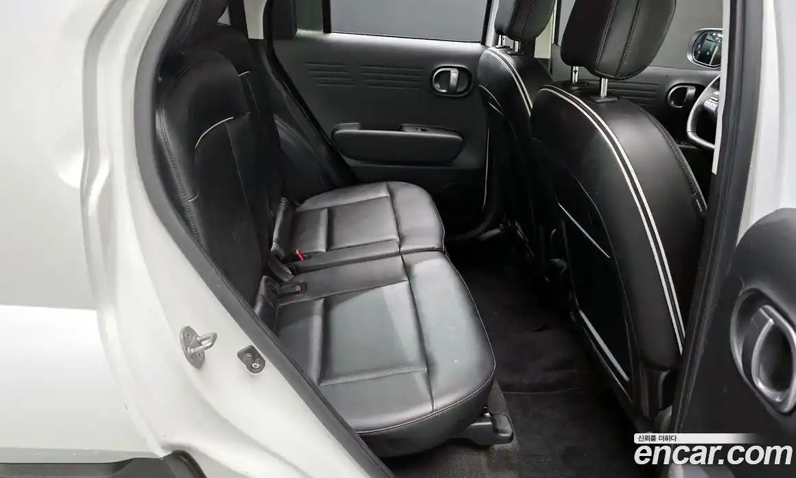 Hyundai Casper 2022 1.0 Автомат в Москве № 9000, фото 11