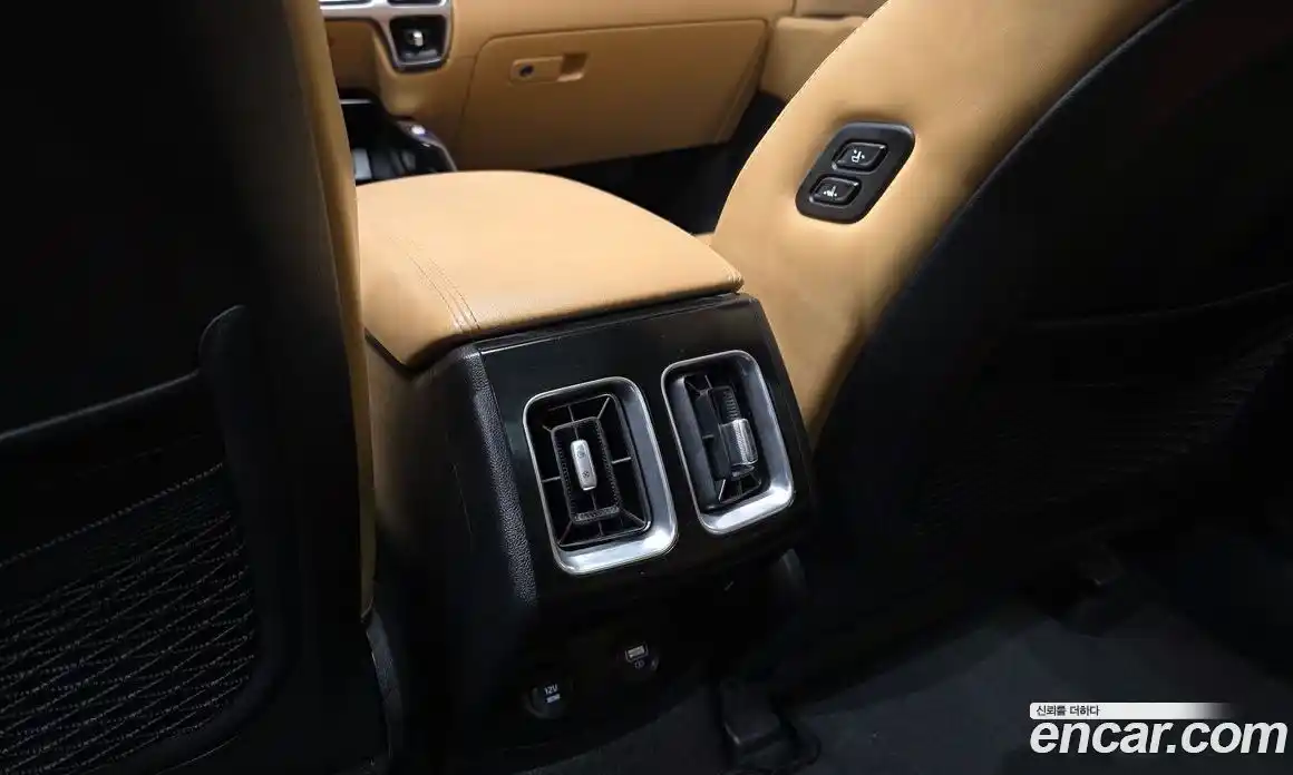 Kia Sorento 2021 2.2 Автомат в Москве № 101040, фото 2