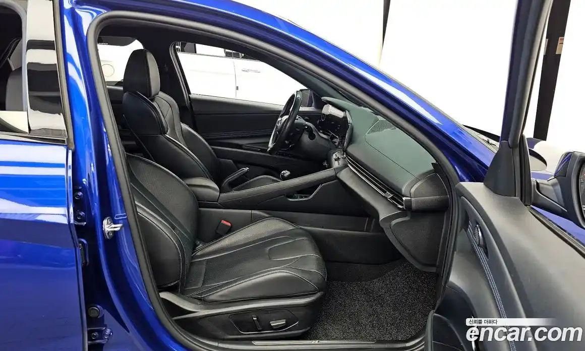 Hyundai Avante 2022 2.0 Механическая в Москве № 10105, фото 13