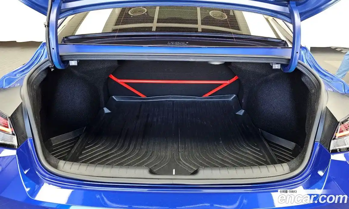 Hyundai Avante 2022 2.0 Механическая в Москве № 10105, фото 20