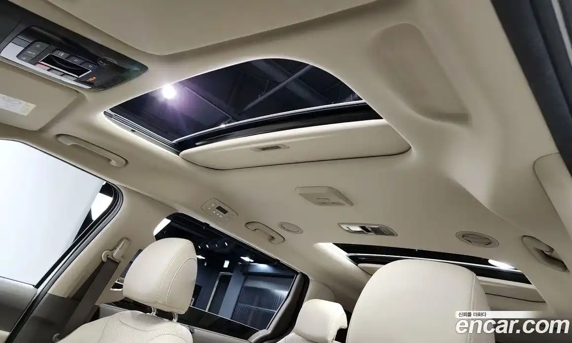 Kia Canival 2024 2.2 Автомат в Москве № 102166, фото 1