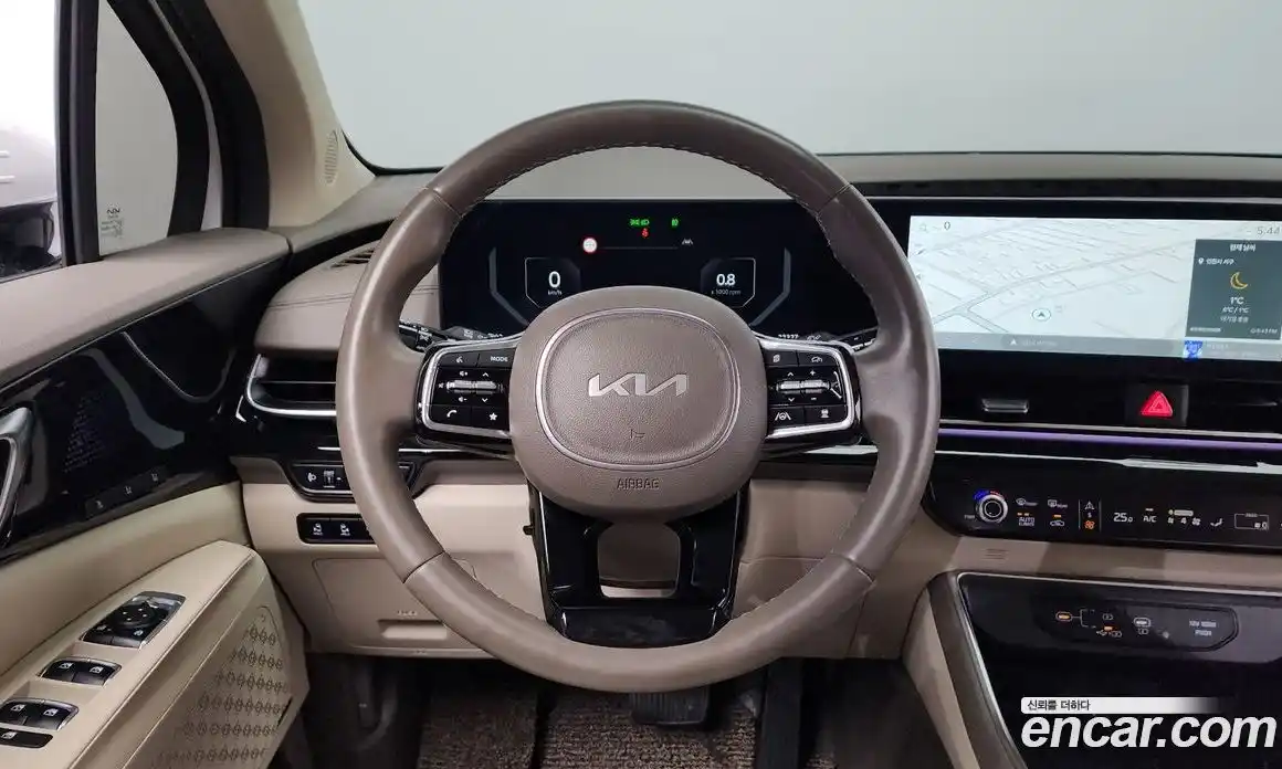 Kia Canival 2024 2.2 Автомат в Москве № 102166, фото 10