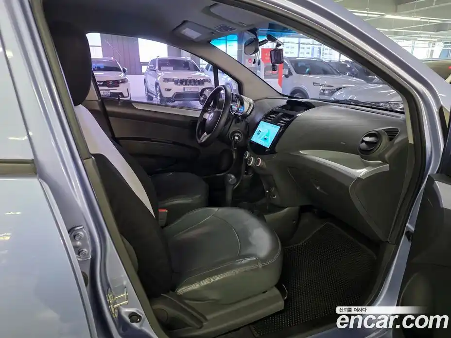 Chevrolet Spark 2014 1.0 Автомат в Москве № 103912, фото 11