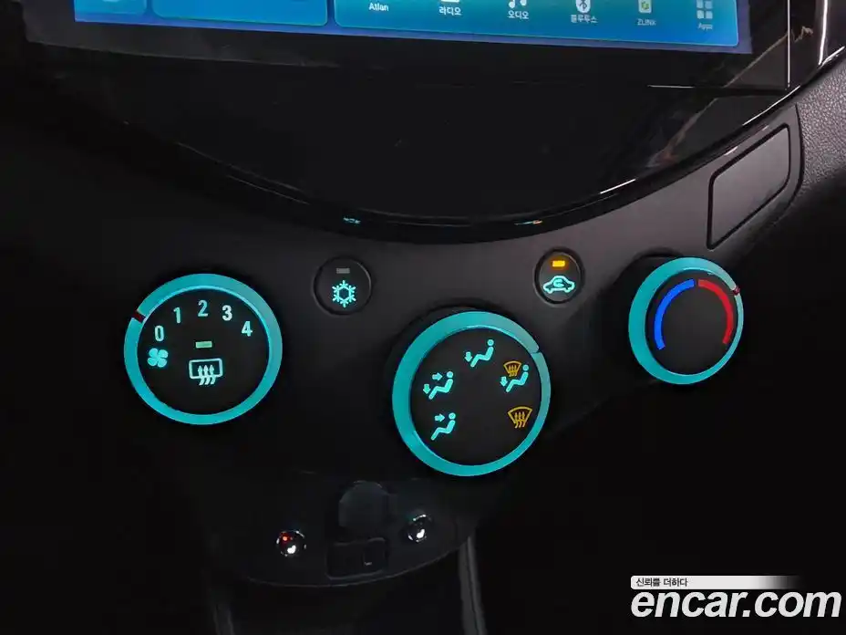 Chevrolet Spark 2014 1.0 Автомат в Москве № 103912, фото 15