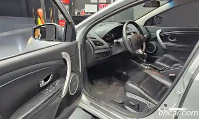 Renault SM3 2010 1.6 Автомат в Москве № 106142, миниатюра 11