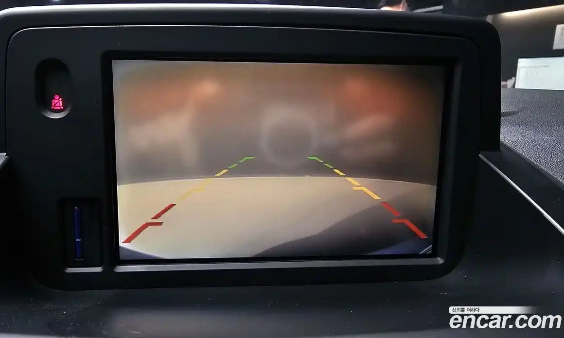 Renault SM3 2010 1.6 Автомат в Москве № 106142, фото 18