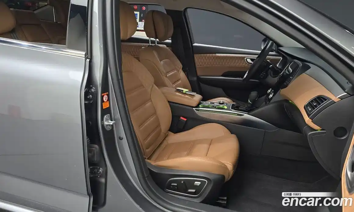 Renault SM6 2023 1.8 Автомат в Москве № 107438, фото 20