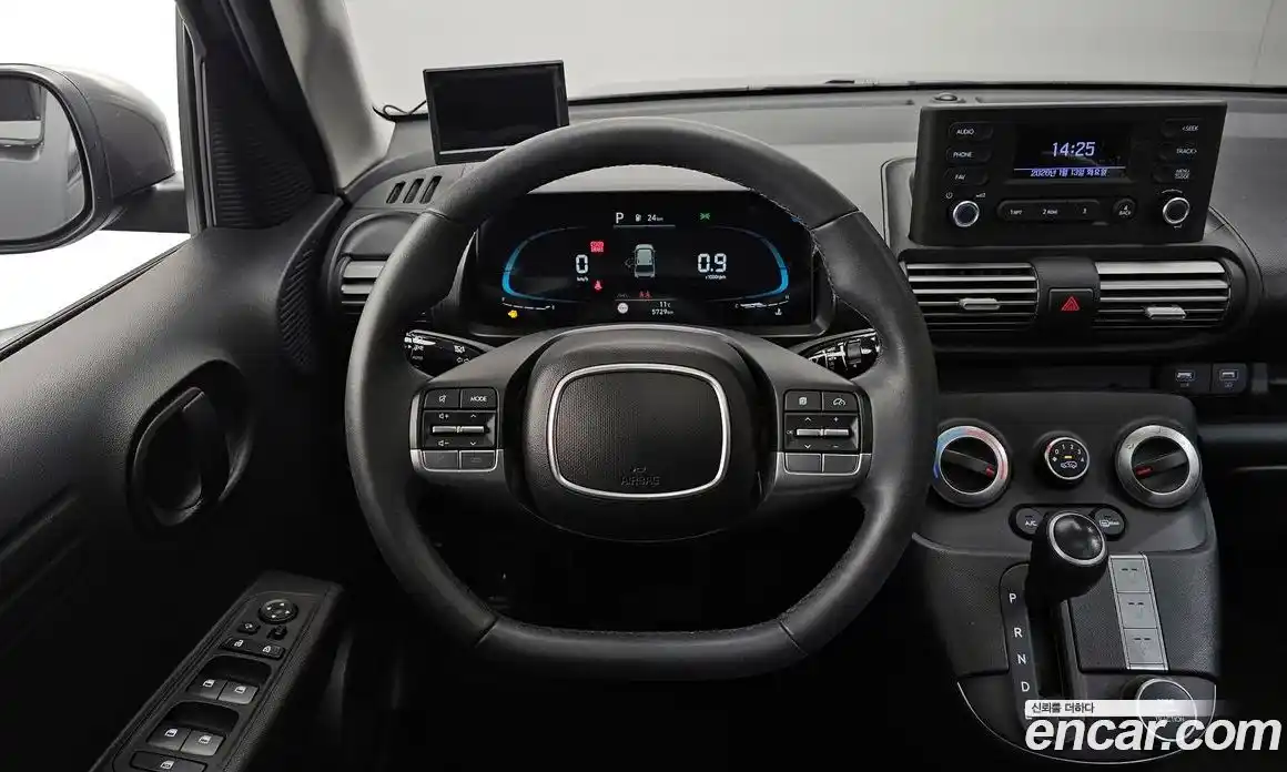 Hyundai Casper 2024 1.0 Автомат в Москве № 108379, фото 8