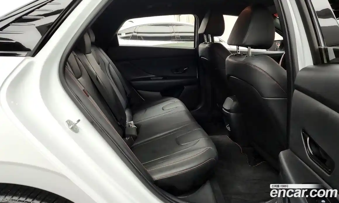 Hyundai Avante 2024 1.6 Автомат в Москве № 109843, фото 20