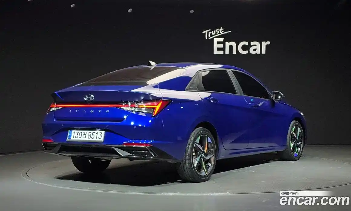 Hyundai Avante 2022 1.6 Автомат в Москве № 112075, фото 2