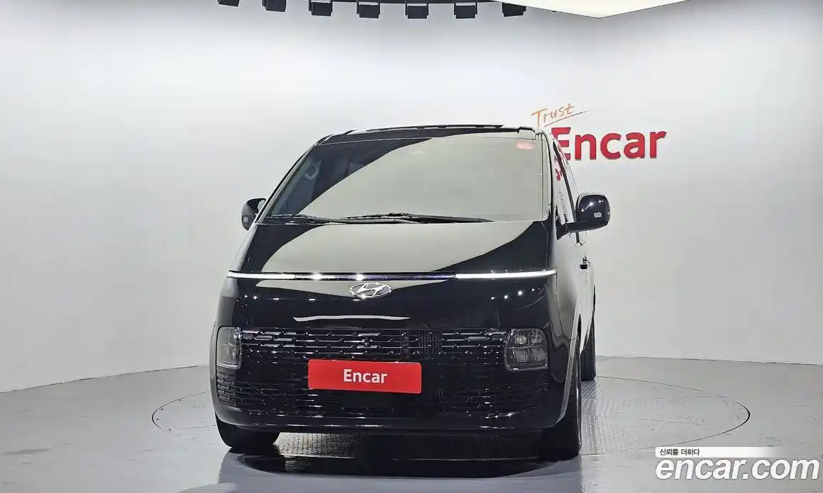 Hyundai Staria 2022 2.2 Автомат в Москве № 112467, фото 3