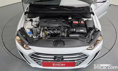 Hyundai Avante 2017 1.6 Автомат в Москве № 119849, миниатюра 10