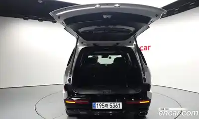 Hyundai Santa Fe 2024 2.5 Автомат в Москве № 125174, миниатюра 4