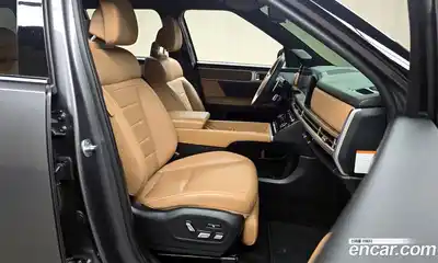 Hyundai Santa Fe 2024 1.6 Автомат в Москве № 126020, миниатюра 3