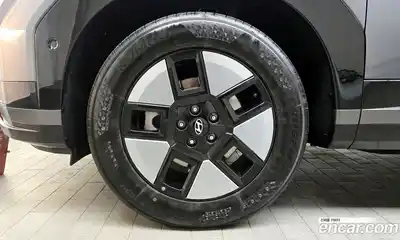 Hyundai Santa Fe 2024 1.6 Автомат в Москве № 126020, миниатюра 8