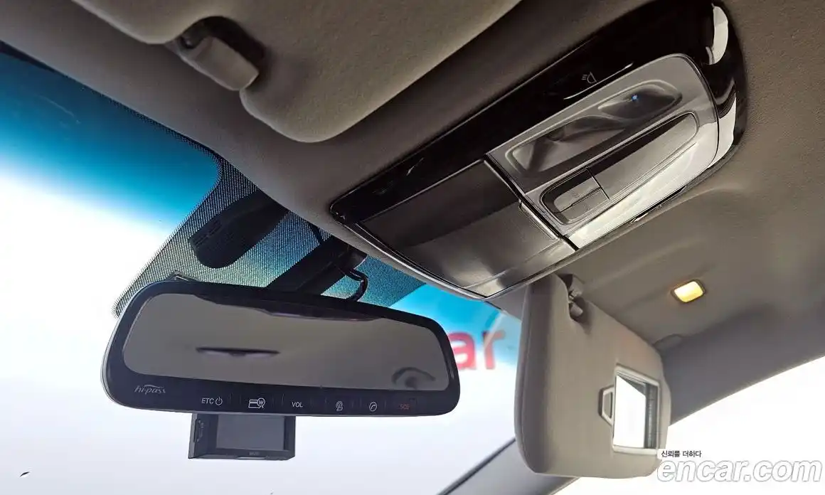 Hyundai Grandeur 2015 2.4 Автомат в Москве № 126854, фото 13