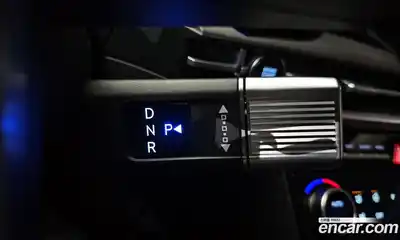 Hyundai Santa Fe 2025 2.5 Автомат в Москве № 129888, миниатюра 11